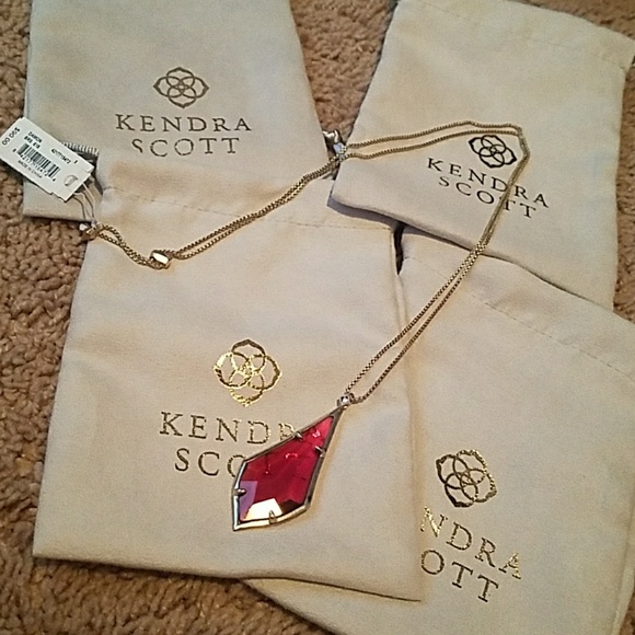 Kendra Scott Jewelry - Bogo Nwt kendra scott brass Damon necklace